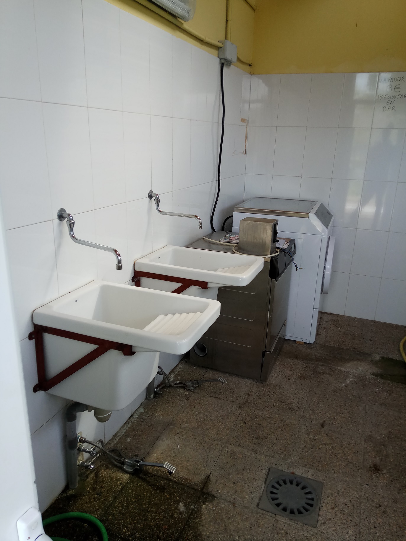 Lavandería Camping Riaño